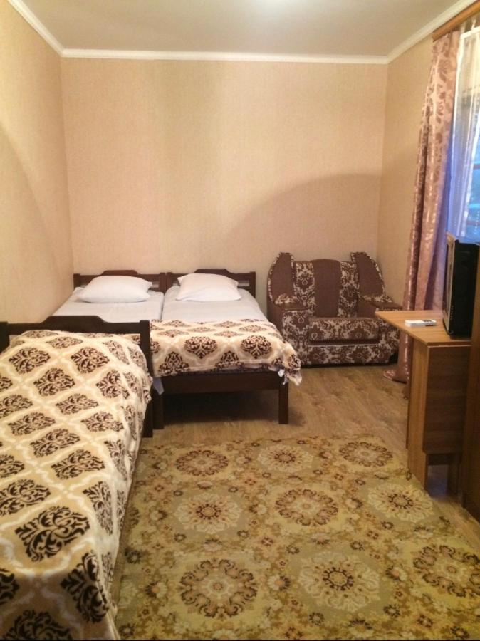 Гостевой Дом «Лиза» Otel Gagra Dış mekan fotoğraf