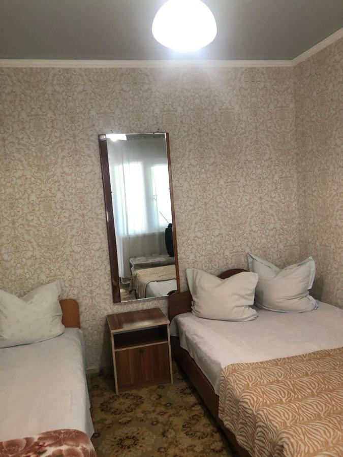 Гостевой Дом «Лиза» Otel Gagra Dış mekan fotoğraf